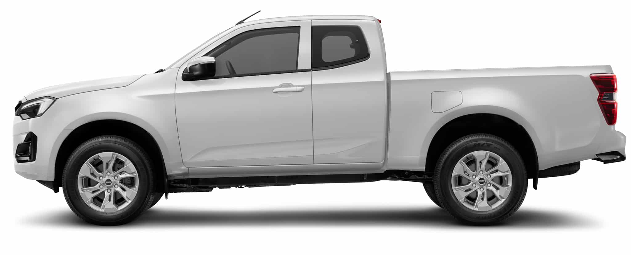 Isuzu D-Max blanc de profil, version cabine approfondie avec jantes alliage argentées.