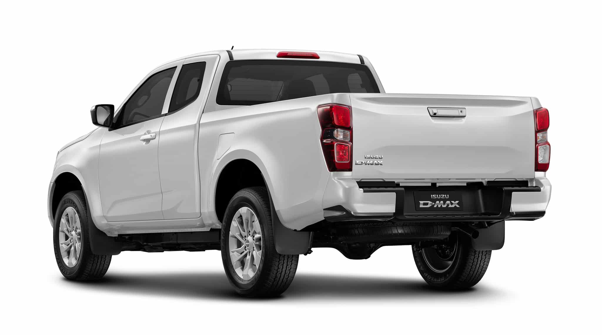 Pick-up Isuzu D-Max blanc vu de l'arrière, design robuste avec feux LED sur fond neutre.