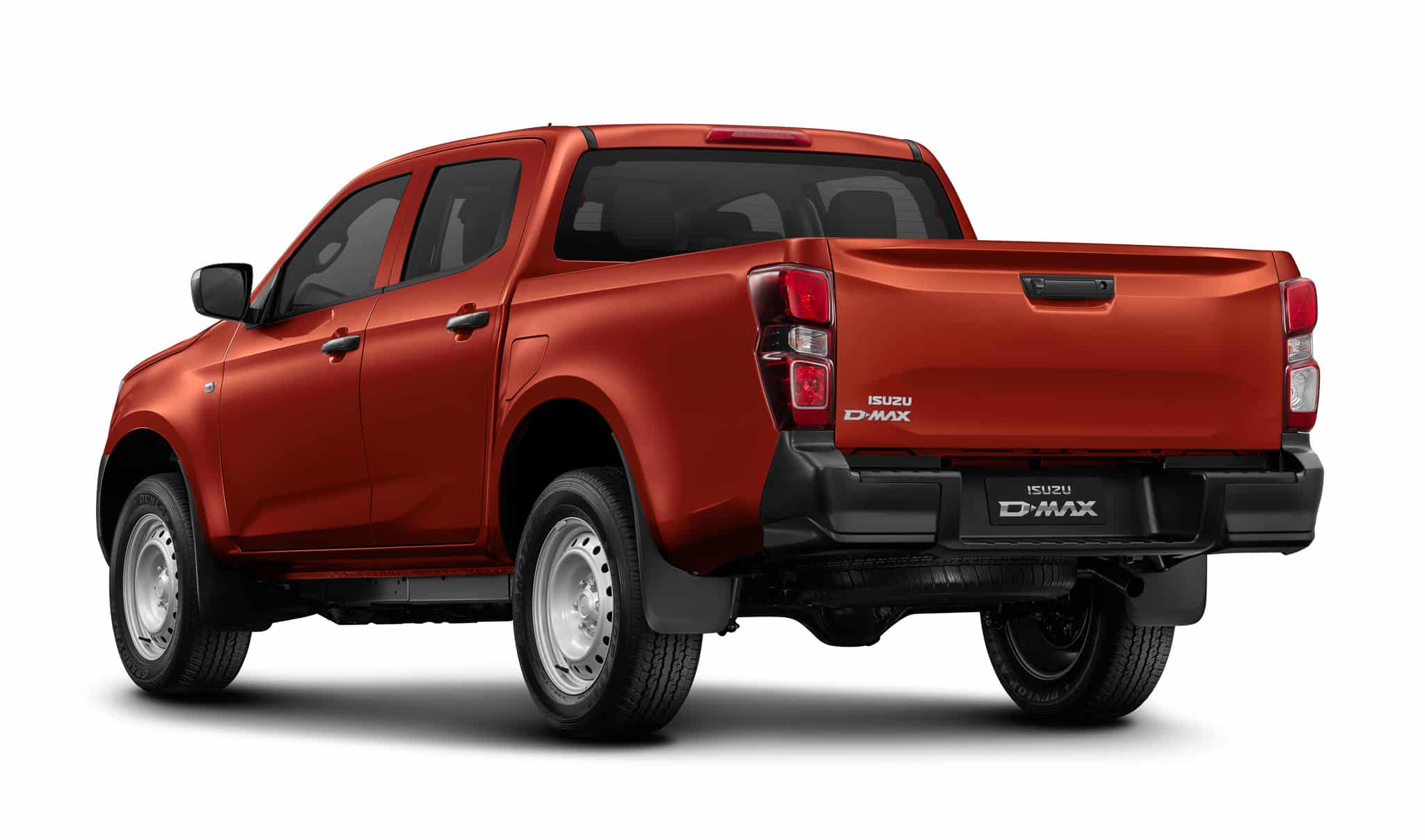 Isuzu D-Max orange, vue arrière trois-quarts, logos ISUZU D-MAX visibles, utilitaire robuste.